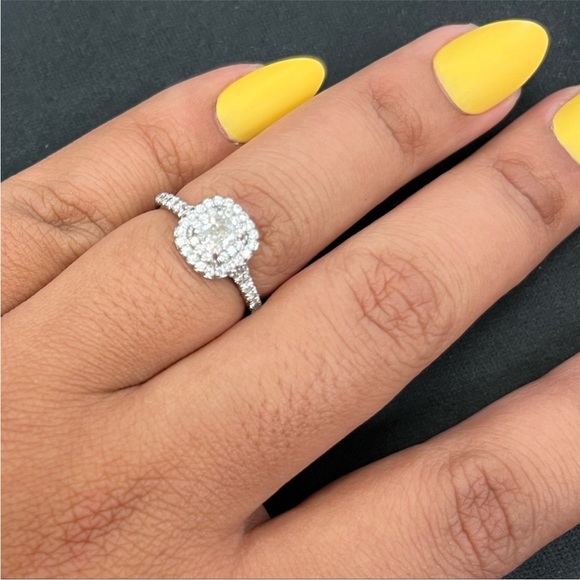 Tiffany & Co Platinum Engagement Ring - Picture 9 of 13